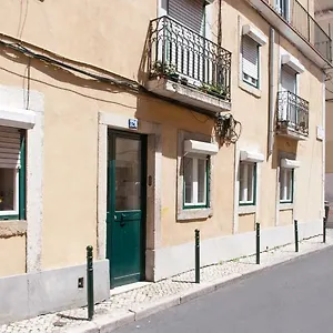 santa-marta-apartment-lisbon.hotels-lisbon-portugal.com/